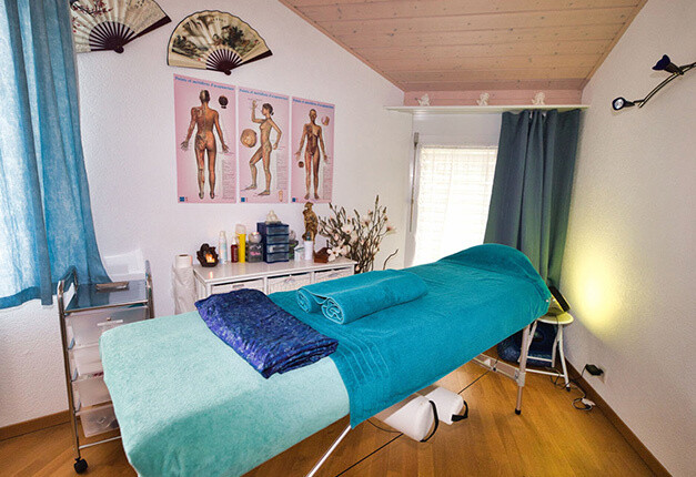 Cabinet Yan Qi - A propos